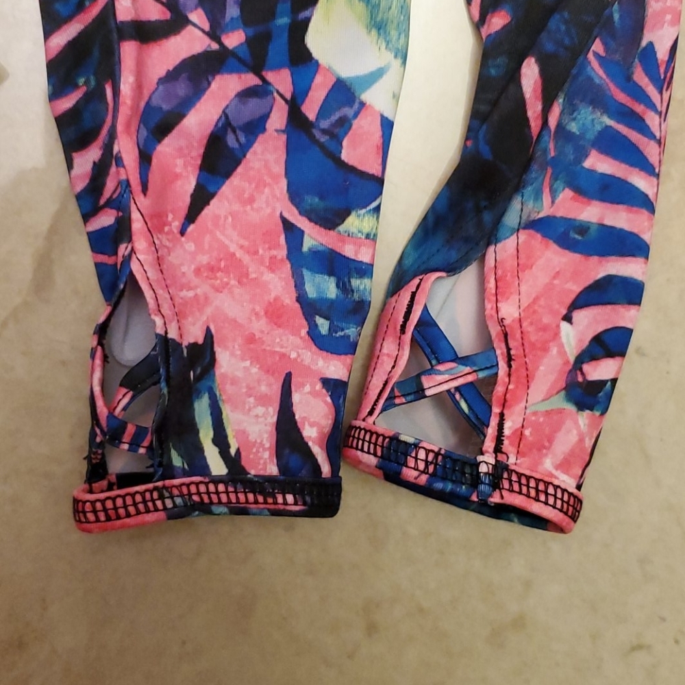 NWT Reebok set - Picture 4 of 5